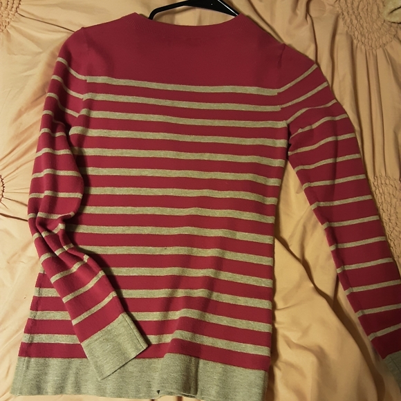 Sweater - Picture 2 of 3